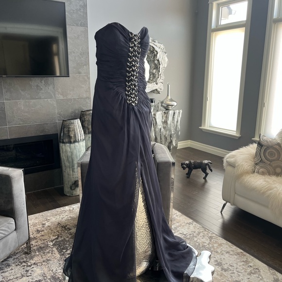 Mother of the bride size 6 formal evening dress maid in Manhattan dress style - Picture 13 of 17